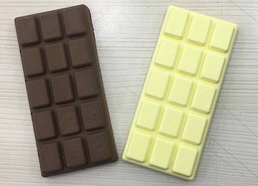 Choco Squishy Sıkılabilir Yumuşak Oyuncak BEYAZ VE SİYAH ÇİKOLATA - Antistres Stres Oyıncağı - 1